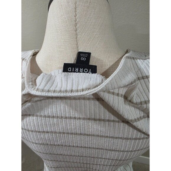 Torrid White & Gray Striped Button-Front Ribbed Tank Top M/L - Picture 4 of 4